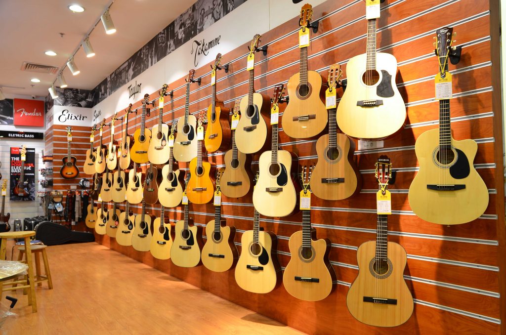 Địa điểm bán đàn guitar Acoustic uy tín tại Biên Hòa