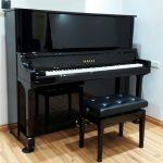 Đàn piano Yamaha UX30A