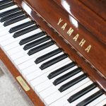 Đàn piano Yamaha W106